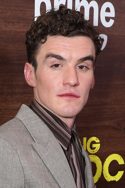 Dónal Finn partecipa alla proiezione speciale a New York di Young Sherlock di Prime Video