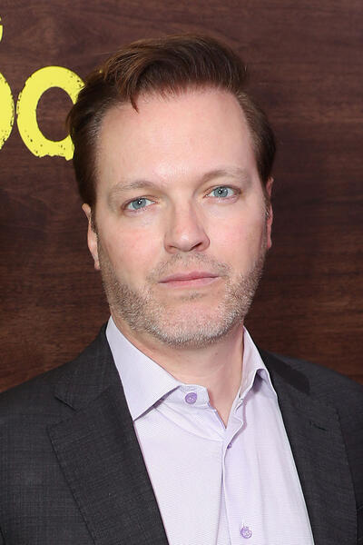 Marc Resteghini (produttore esecutivo) partecipa alla proiezione speciale a New York di Young Sherlock di Prime Video