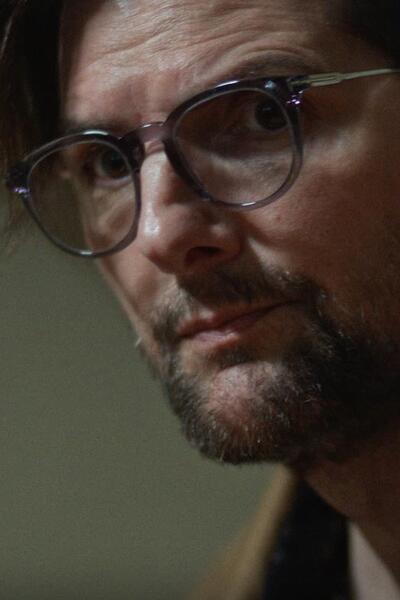 Hokum di Adam McCarthy con Adam Scott, scena da Trailer