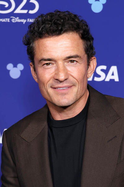 Orlando Bloom al Disney Entertainment Showcase del D23: Legends il 16 agosto 2026 ad Anaheim, California