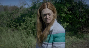 Marin Ireland in Dope Thief 1x04