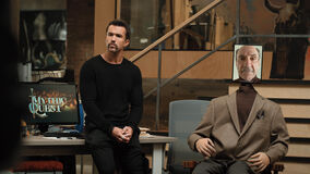 Rob McElhenney e F. Murray Abraham in Mythic Quest 2x05