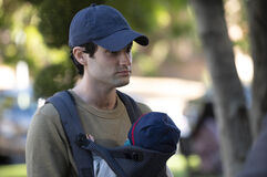 Penn Badgley come Joe Goldberg in You 3x01