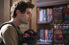 Penn Badgley come Joe Goldberg in You 3x01