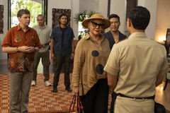 Christian Friedel, Lek Patravadi, Tayme Thapthimthong in The White Lotus 3x03