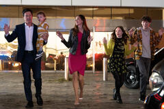 Mark Wahlberg, Michelle Monaghan, Zoe Colletti e Van Crosby in The Family Plan