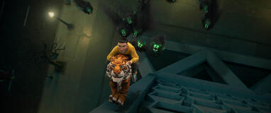 (S-D) Henry Golding come Hu e Brandon Soo Hoo come Tom in The Tiger's Apprentice.