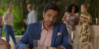 Eugenio Derbez in Acapulco 3x09