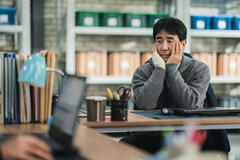 Ryu Seung-ryong in Chicken Nugget 1x10