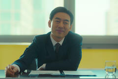 Immagine dal set - Chicken Nugget 1x07