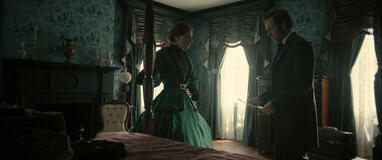 Anne Dudek e Tobias Menzies in Manhunt 1x03