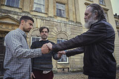 Theo James, Daniel Ings, Pearce Quigley in The Gentlemen 1x02