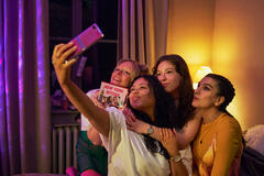 Felicia Truedsson, Nikita Uggla, Mimmi Cyon, Nathalie Varli in Young Royals - Stagione 3