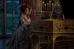 Ludivine Sagnier in Benjamin Franklin 1x01