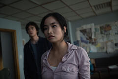 Anna Sawai e Ren Watabe in Monarch: Legacy of Monsters 1x01