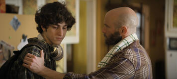 Sammy Fourlas e Aaron Roman Weiner in Il premio del destino 1x03