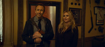Chris O'Dowd e Justine Lupe in Il premio del destino 2x03