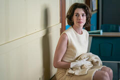 Anne Hathaway in Mothers' Instinct Benoît Delhomme - Foto dal film