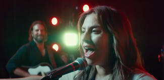 A Star Is Born di Bradley Cooper, scena da trailer