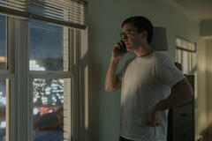 Tom Pelphrey come Raymond Peepgrass in Un uomo vero 1x01