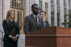 William Jackson Harper come Wes Jordan in Un uomo vero 1x06