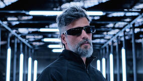 Bruno Gagliasso come Heitor in Biônicos