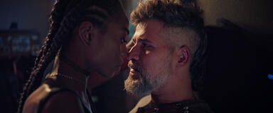 Jessica Cores come Maria, Bruno Gagliasso come Heitor in Biônicos