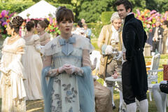 Claudia Jessie, Luke Thompson in Bridgerton 3x01