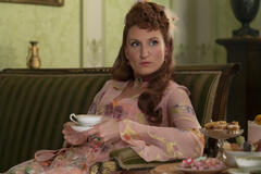 Bessie Carter come Prudence Featherington in Bridgerton 3x02