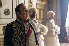 Hugh Sachs come Brimsley in Bridgerton 3x03