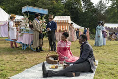 Emma Naomi come Alice Mondrich in Bridgerton 3x03