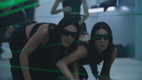 Belen e Cecilia Rodriguez in Celebrity Hunted - Caccia all'uomo 4x01