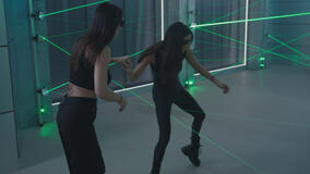 Belen e Cecilia Rodriguez in Celebrity Hunted - Caccia all'uomo 4x01