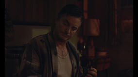 Shea Whigham in Eileen - Foto dal film