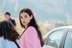 Francesca Chillemi (Viola) in Viola come il Mare 2x01