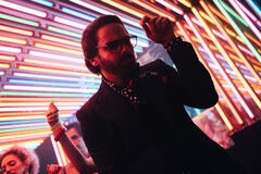 Becoming Karl Lagerfeld 1x01