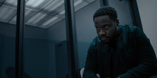 Dayo Okeniyi in Dark Matter 1x03