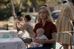 Brie Larson in Lezioni Di Chimica 1x04