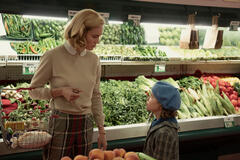 Brie Larson e Alice Halsey in Lezioni Di Chimica 1x05