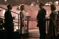 Kevin Sussman, Brie Larson e Rainn Wilson in Lezioni Di Chimica 1x06