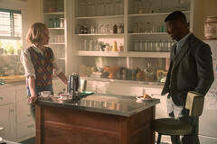 Brie Larson e Patrick Walker in Lezioni Di Chimica 1x08