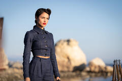 Eiza González in Il ministero della guerra sporca