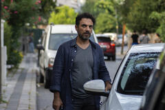 Ugur Aslan come Eren Duman in Segreti di Famiglia 1x02