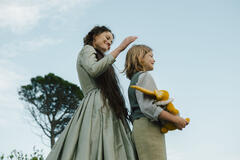 Dominique Devenport come Sissi e Arian Wegener come Principe Ereditario Rudolf in Sissi 3x02