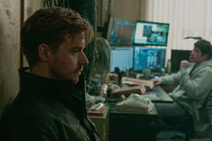 Jack Lowden e Christopher Chung in Slow Horses 1x06