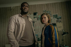 Kadiff Kirwan e Aimee-Ffion Edwards in Slow Horses 3x03