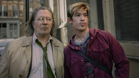 Gary Oldman e Christopher Chung in Slow Horses 3x04