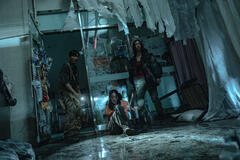 Jinyoung come Park Chan-yeong, Ko Min-si come Lee Eun-yu in Sweet Home 3x02