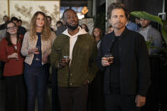Lamorne Morris, Rob Lowe in Unstable 2x08