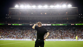 Phil Parkinson in Welcome to Wrexham 3x01